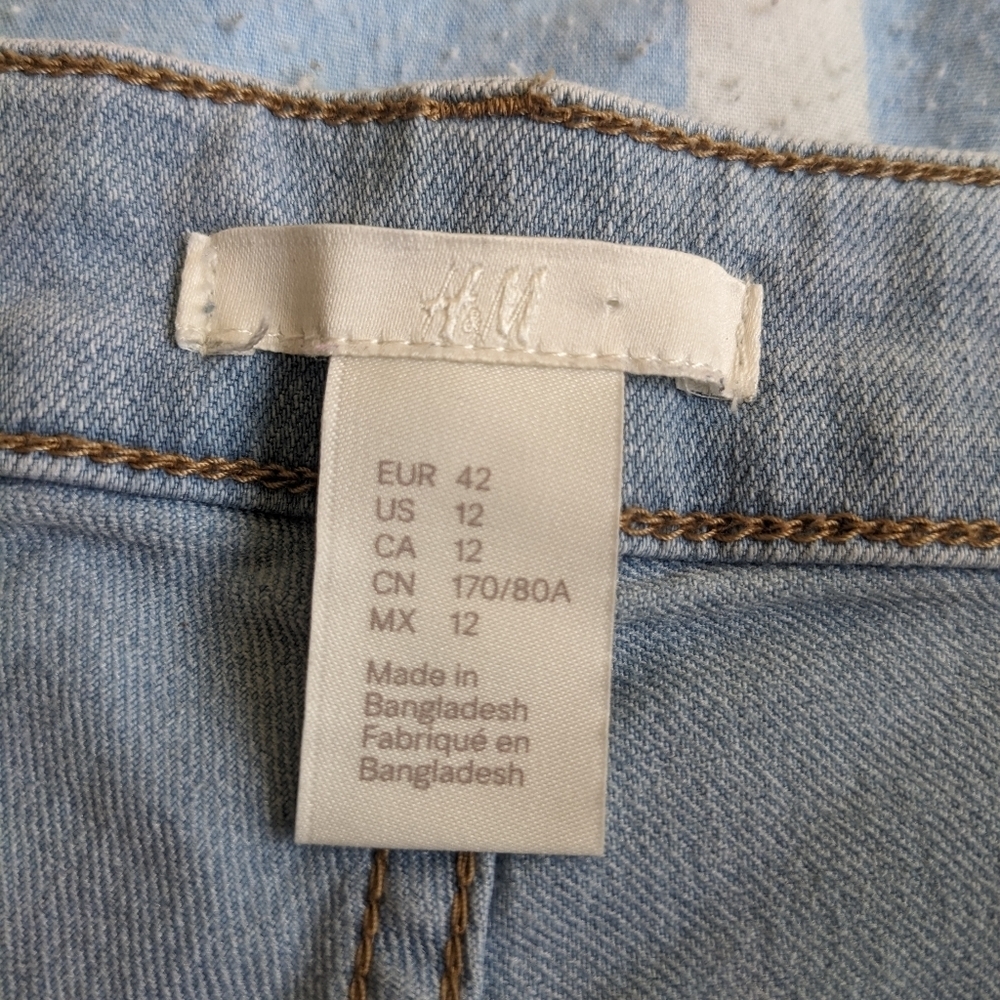 H&M  Light Blue Jean Shorts - Picture 5 of 6